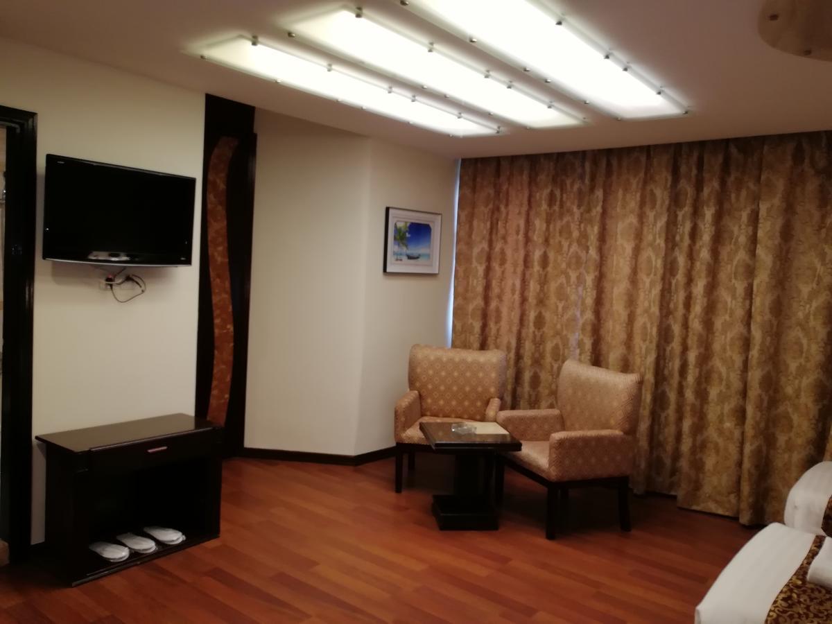 Kenanah Jeddah Hotel Exterior photo