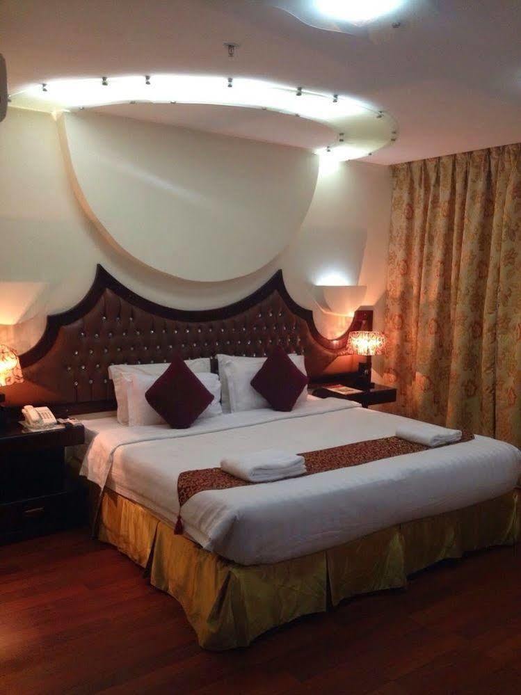 Kenanah Jeddah Hotel Exterior photo