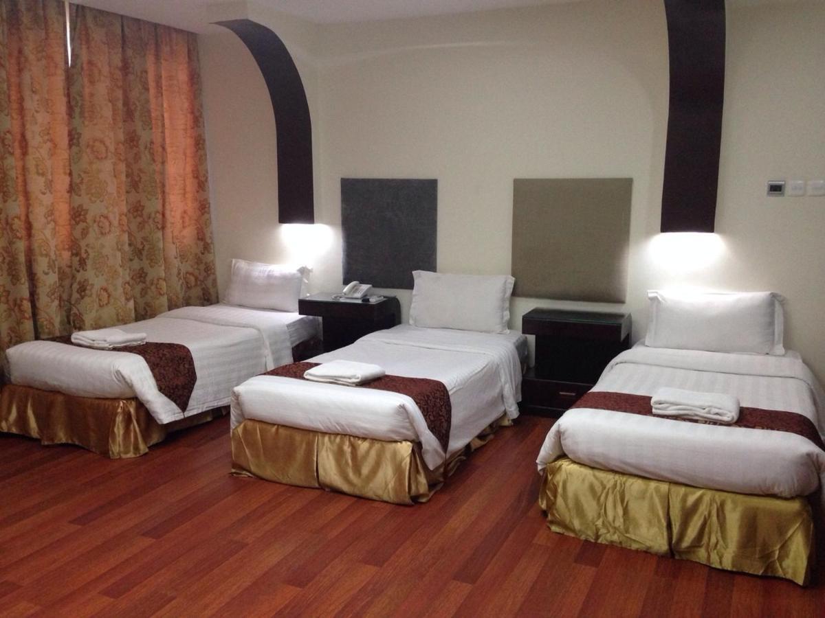 Kenanah Jeddah Hotel Room photo